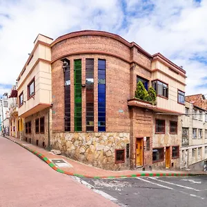 2* Hotel Casa Candilejas